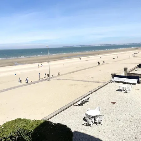 Roches Normandes - Terrasse Vue Et Апартаменты