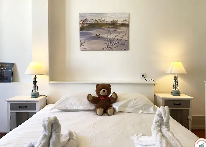 Roches Normandes - Terrasse Vue Et Apartment *