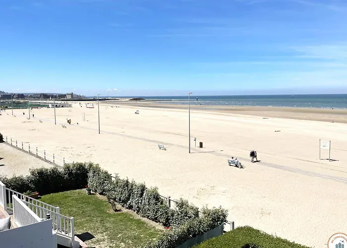 Roches Normandes - Terrasse Vue Et Daire *